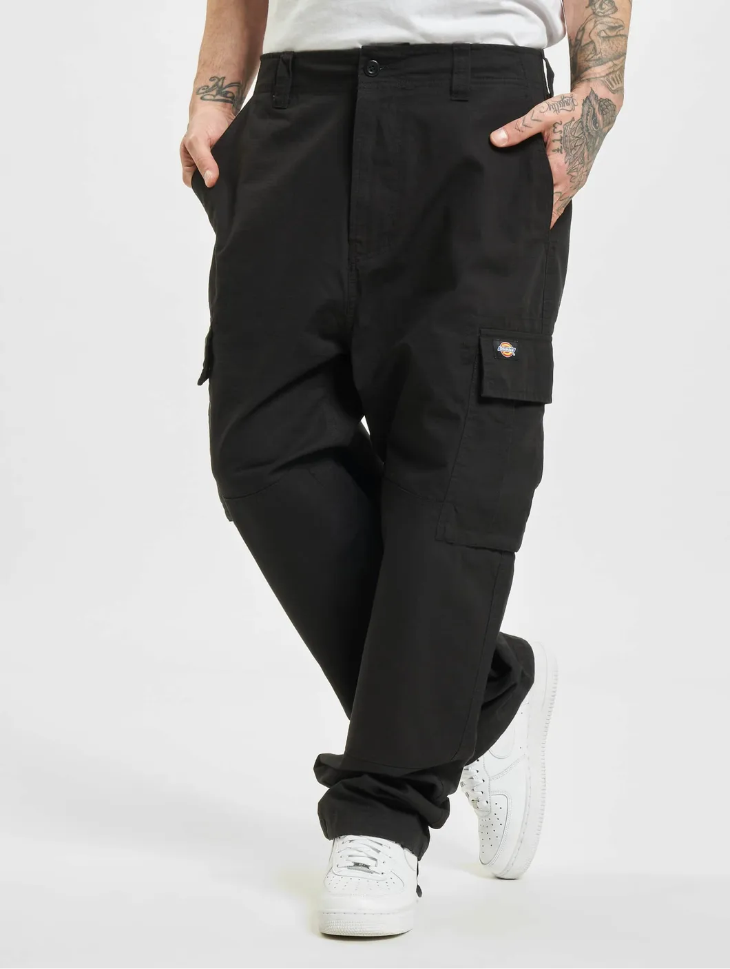 Eagle Bend Cargo Trousers in Black, Trousers