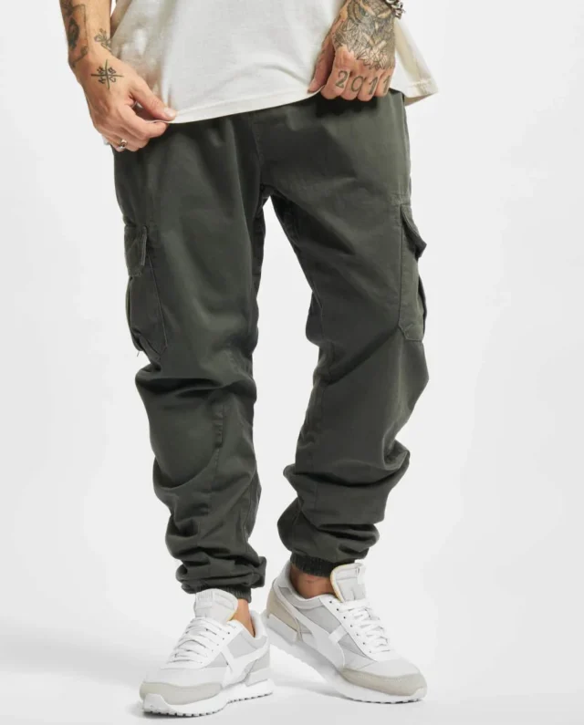 URBAN CLASSICS CARGO JOGGING PANTS TB1268 MAGNET - UrbanClassics