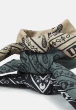KARL KANI SIGNATURE PAISLEY BANDANA THREE PACK MILITARY - Image 3