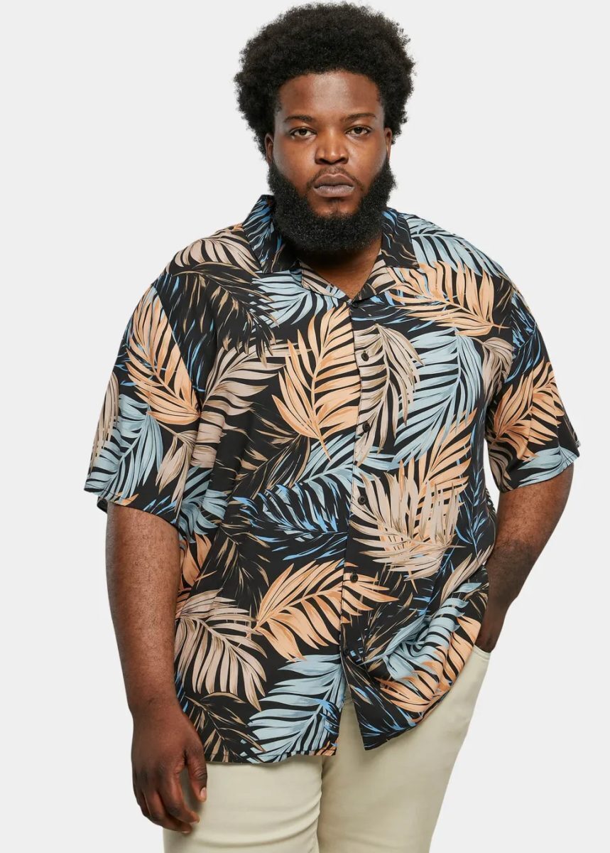 gaagararge URBAN CLASSICS VISCOSE AOP RESORT SHIRT TB4150 PALMFRONT - Image 1