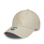 NEW ERA NEW YORK YANKEES FAUX LEATHER WMNS STONE 9FORTY ADJUSTABLE CAP CREAM 60364299