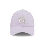 NEW ERA NEW YORK YANKEES METALLIC LOGO WMN 9FORTY ADJUSTABLE CAP PURPLE 60364298 - Image 4