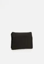 Santa Cruz Flame Strip Wallet Black SCA-MNY-0149 324 8.5 cm x 12 cm x 1.5 cm  - Image 4