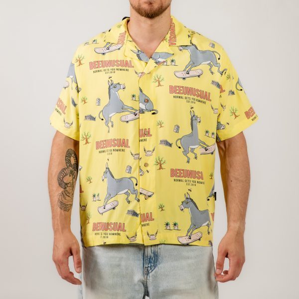 AT-2512562_F-600x600 Bee Unusual Break Free Short Sleeve Shirt AT-2512562 - Image 1