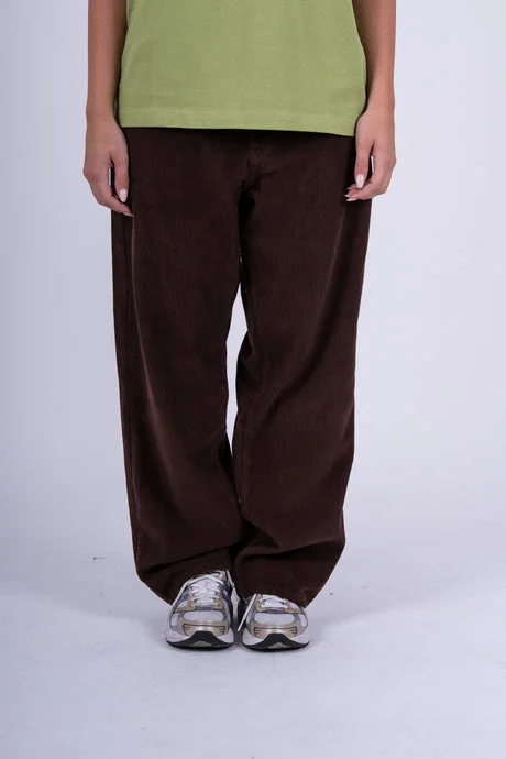 x-tra_BAGGY_Cord_James_Brown_Tagged_Tee_Moss_2_460x