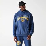 New Era Oversized LA Lakers NBA Arch Graphic Sweatshirt 60684508 - Image 4