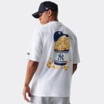 New Era MLB Food Graphic Oversized Ney York Yankees T-Shirt White 60684281 - Image 2