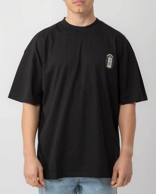 Bee Unusual ” Vanity ” Oversized T-shirt Black AT-253348