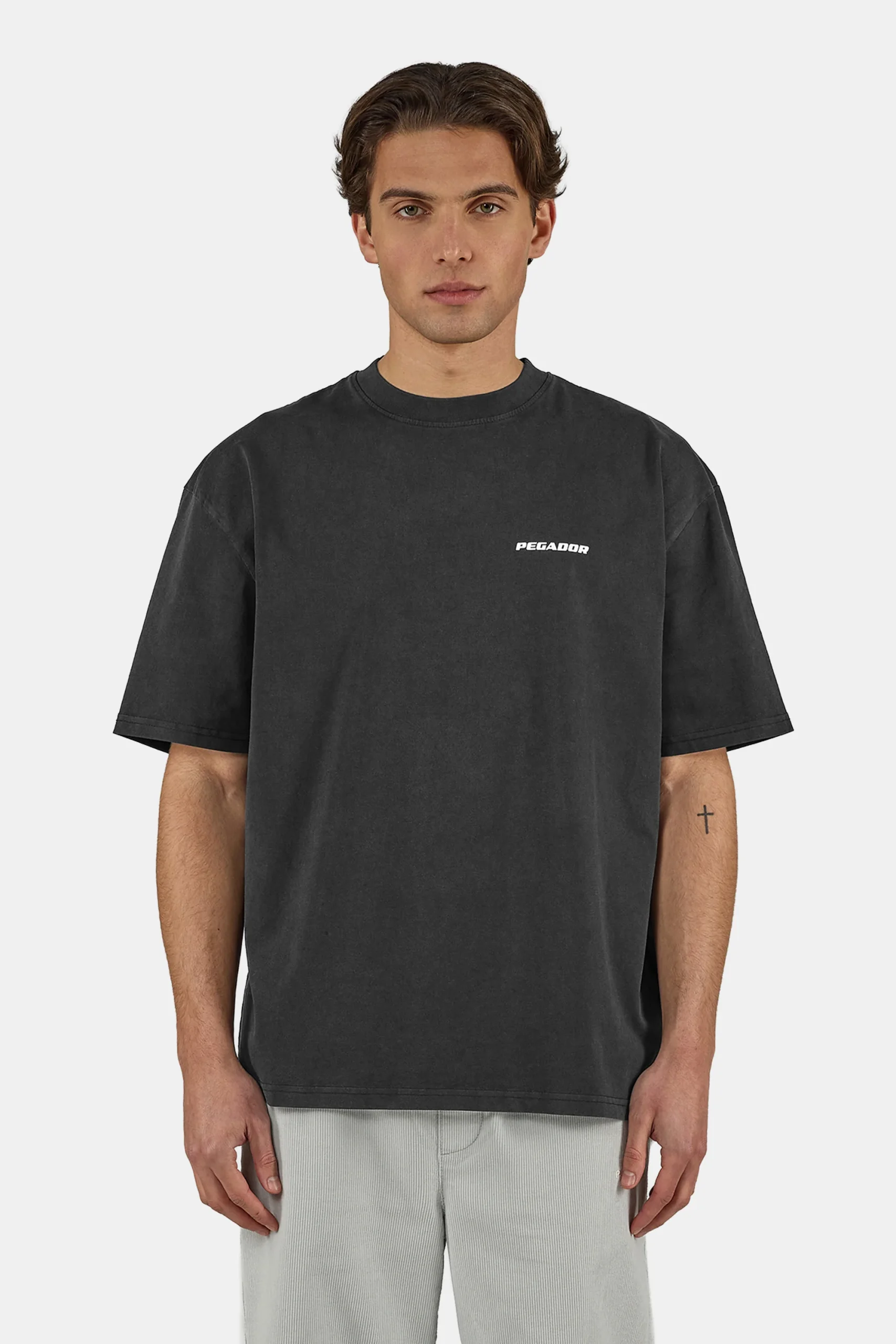PGDR-6820-065_Bovec-Oversized-Tee-Vintage-Black_838 PEGADOR BOVEC OVERSIZED TEE VINTAGE BLACK PGDR-6820-065 - Image 1
