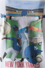 New Era New York Yankees MLB Baseball Graphic White Oversized T-Shirt 60684328 - Image 4