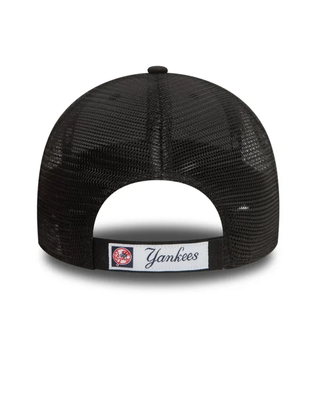 New York Yankees Home Field Black 9FORTY Trucker Adjustable Cap 60579078 - NEW ERA
