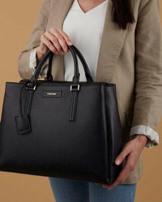 CALVIN KLEIN MINIMAL HARDWARE TOTE BAG BLACK K60K609183-BAX - CALVIN KLEIN