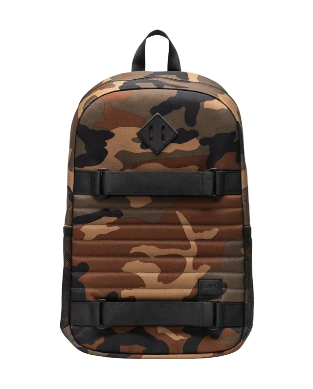 HERSCHEL FLEET SKATE BACKPACK WOODLAND CAMO/BLACK 11668-07120-OS 19.00"(H) x 12.25"(W) x 6.50"(D), 28.0L