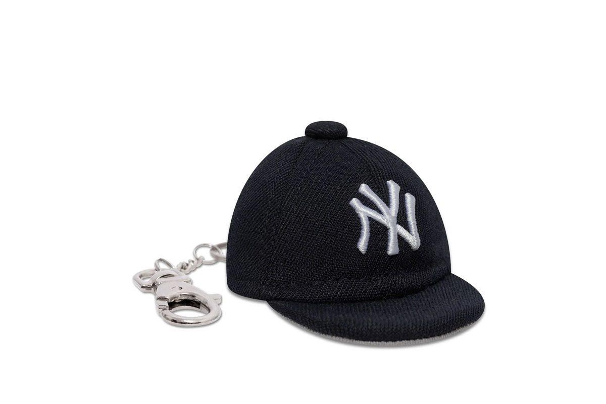 New Era New York Yankees MLB Mini Cap Navy Key Chain 60509163 - Image 5