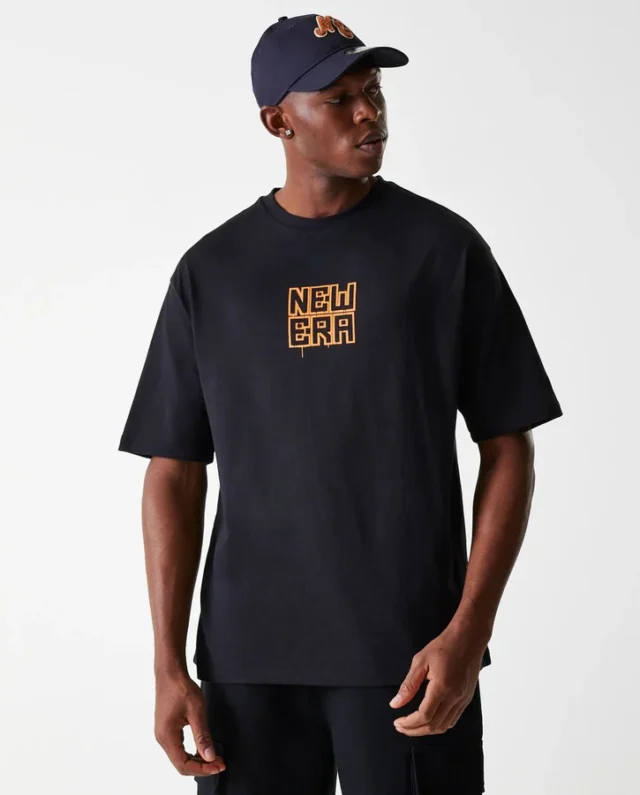 New Era Graffiti Graphic Black Oversized T-Shirt 60684398
