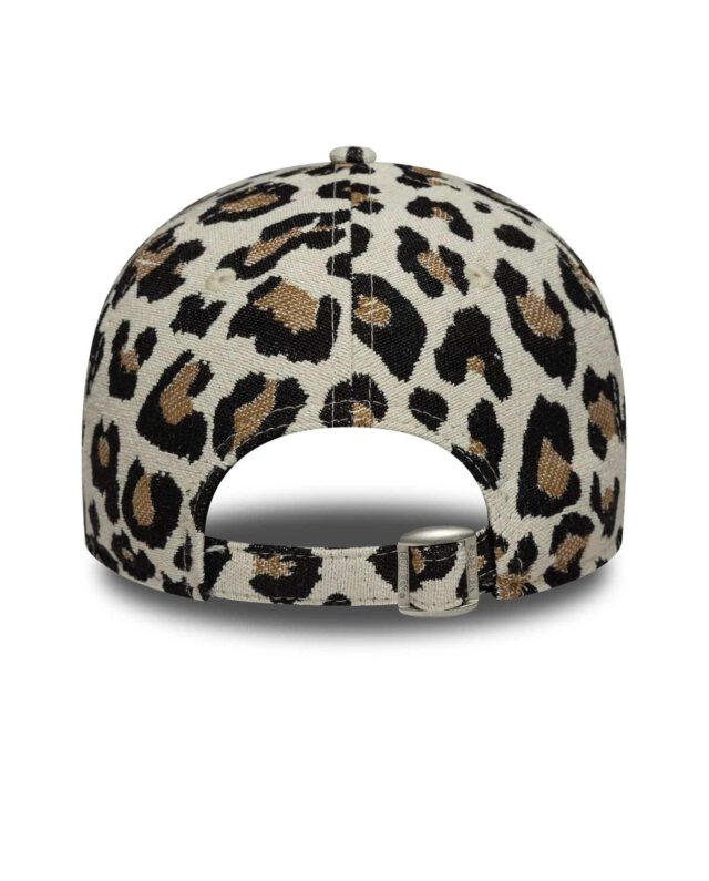 60771750_3_5ce1f6ef-c535-4746-89ce-6ac163db1ecd New Era New York Yankees Womens MLB Leopard Midi Light Beige 9FORTY Cap 60771750 - NEW ERA