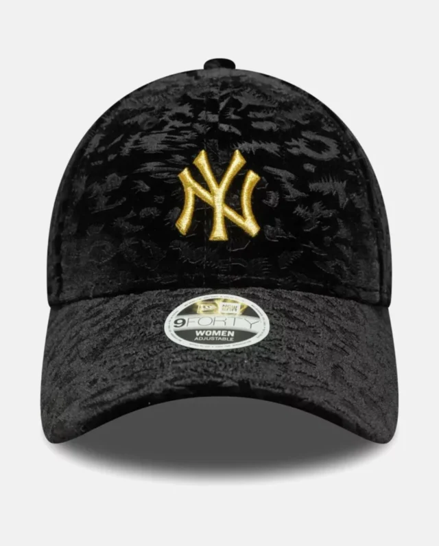 New Era New York Yankees Womens MLB Leo Velour Black 9FORTY Adjustable Cap 60758950 - NEW ERA