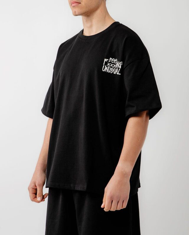 Bee Unusual " Bee FxxxING Unusual " Baggy T-shirt Black