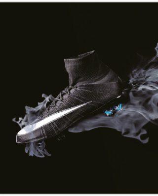 URBAN MEDIA REMARKABLE SNEAKERS BOOK - publikat