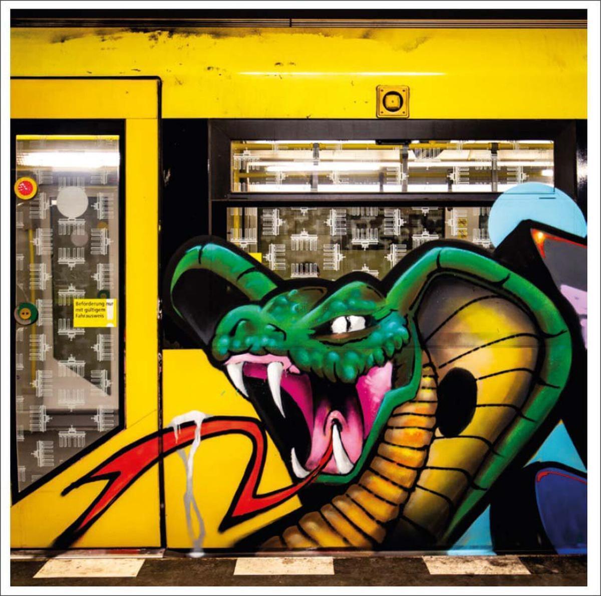 URBAN MEDIA SUBWAY GRAFFITI MEMO CARD GAME - Image 8