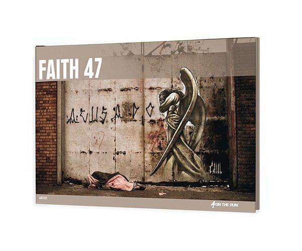 Urban Media FAITH 47 - On the Run Buch book