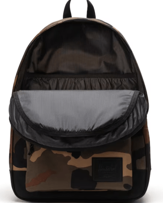 HERSCHEL CLASSIC XL BACKPACK VARSITY WOODLAND CAMO 11546-07117-OS 17.75″(H) x 12.75″(W) x 6.50″(D), 30.0L - HERSCHEL