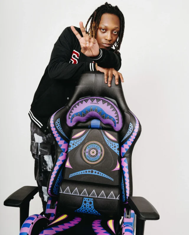 SPRAYGROUND A.I. 12 BROOKLYN & BEYOND SANDFLOWER COLLAB GAMING CHAIR Z576 - SPRAYGROUND