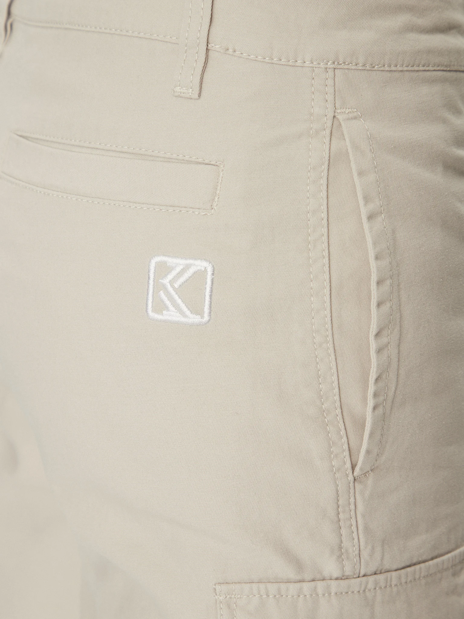 KARL KANI RETRO WASHED CARGO SHORTS OFF-WHITE BEIGE KM251-037-1 - Image 4
