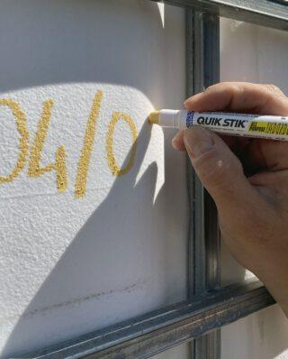 MARKAL QUIK STIK ALL PURPOSE MINI SOLID PAINT MARKER - MARKAL