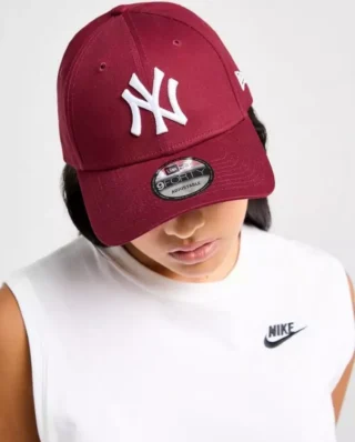 New Era New York Yankees Essential Red 9FORTY Cap 80636012 - NEW ERA