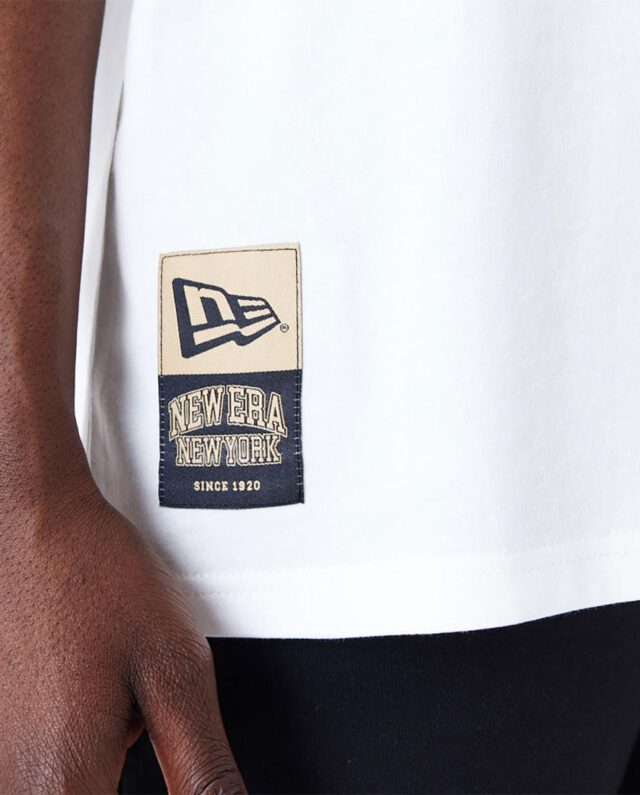 new-era-flag-white-oversized-t-shirt-60435391-back New Era Flag Black Oversized T-Shirt White 60435391 - NEW ERA