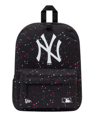 new-york-yankees-all-over-print-black-stadium-backpack-60503765-left New Era New York Yankees All Over Print Black Stadium Backpack 60503765 17 litre - NEW ERA