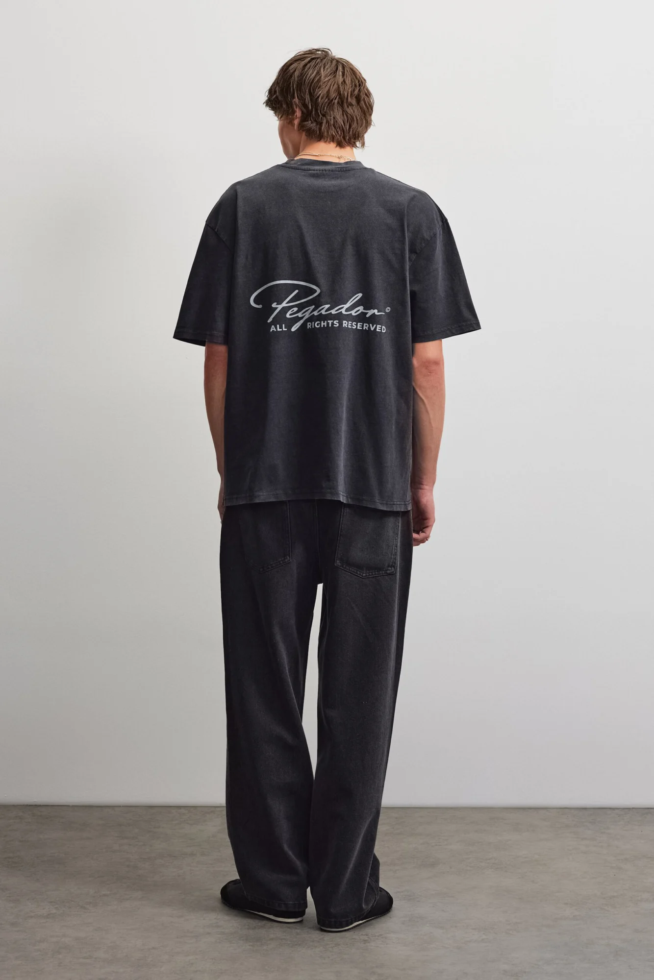 PGDR-6131-065-009_Pike-Oversized-Tee-Vintage-Black-Grey_-8.jpg
