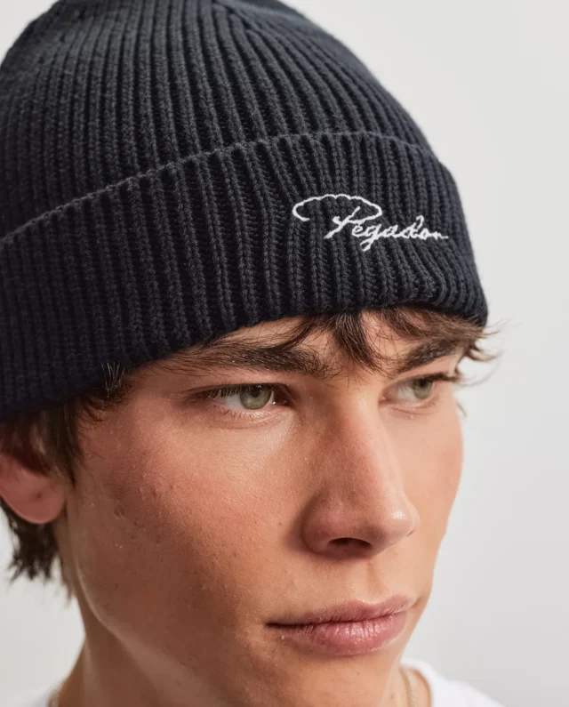 PGDR-6375-001-004_Signar-Heavy-Knit-Beanie-Black-White_-2