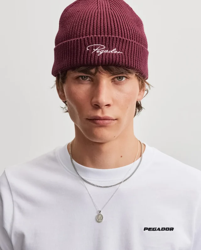 PGDR-6375-726-004_Signar-Heavy-Knit-Beanie-Dark-Red-White_-2 PGDR-6375-726-004_Signar-Heavy-Knit-Beanie-Dark-Red-White_-2